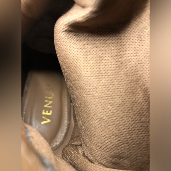 VENUS Brown Suede Ankle Booties size 9 NWOT - Picture 5 of 14